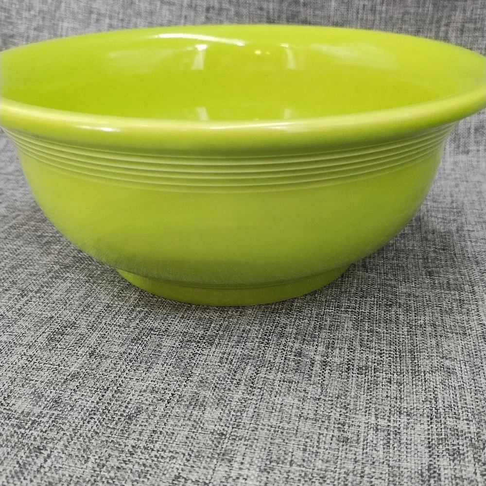 Fiesta Chartreuse Medium & Small Flared Mixing Bowl Set Free Shipping